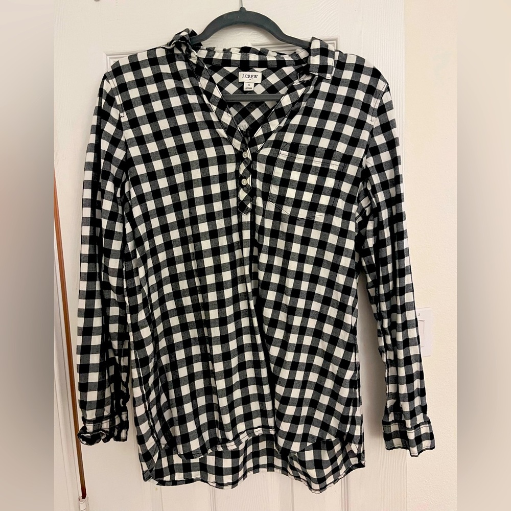 Black and white plaid J Crew top size medium